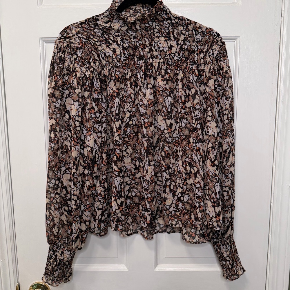 House of Harlow 1960 Floral Metallic Smocked Blouse Long Sleeve Top Size Small‎